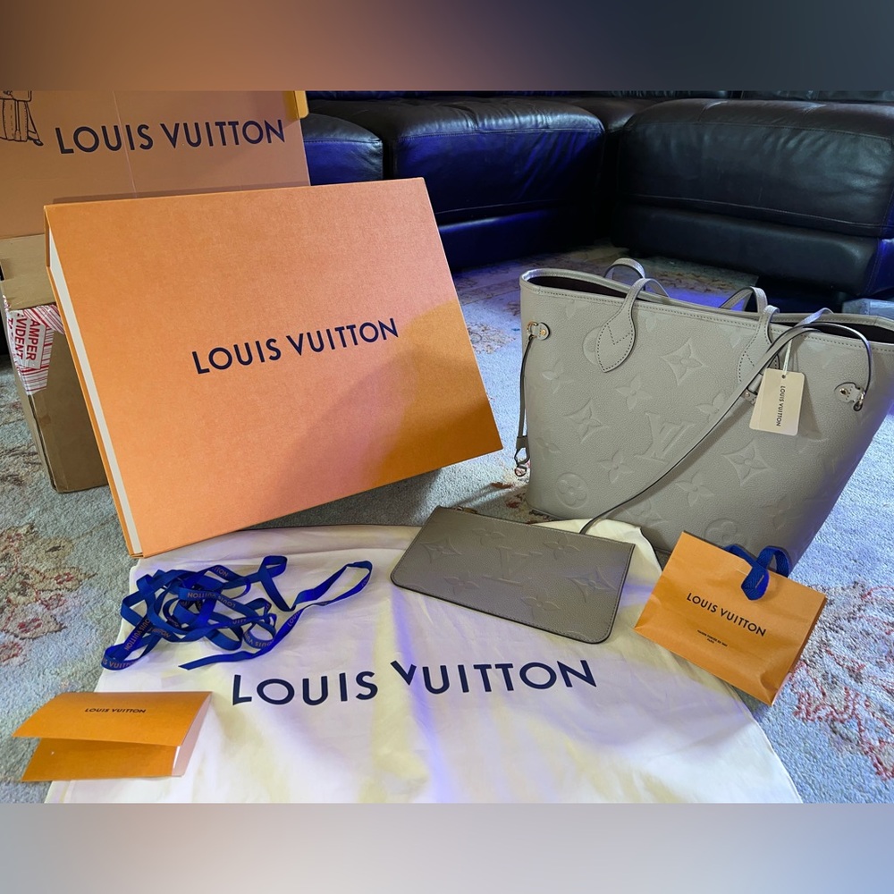 Louis Vuitton Neverfull Empreinte Turtledove